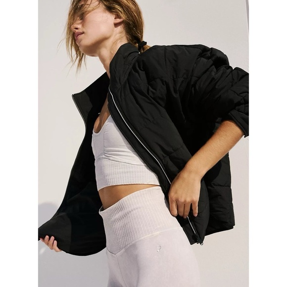 NWT Free People FP Movement Pippa Packable Puffer Jacket in Black XS - Picture 1 of 11